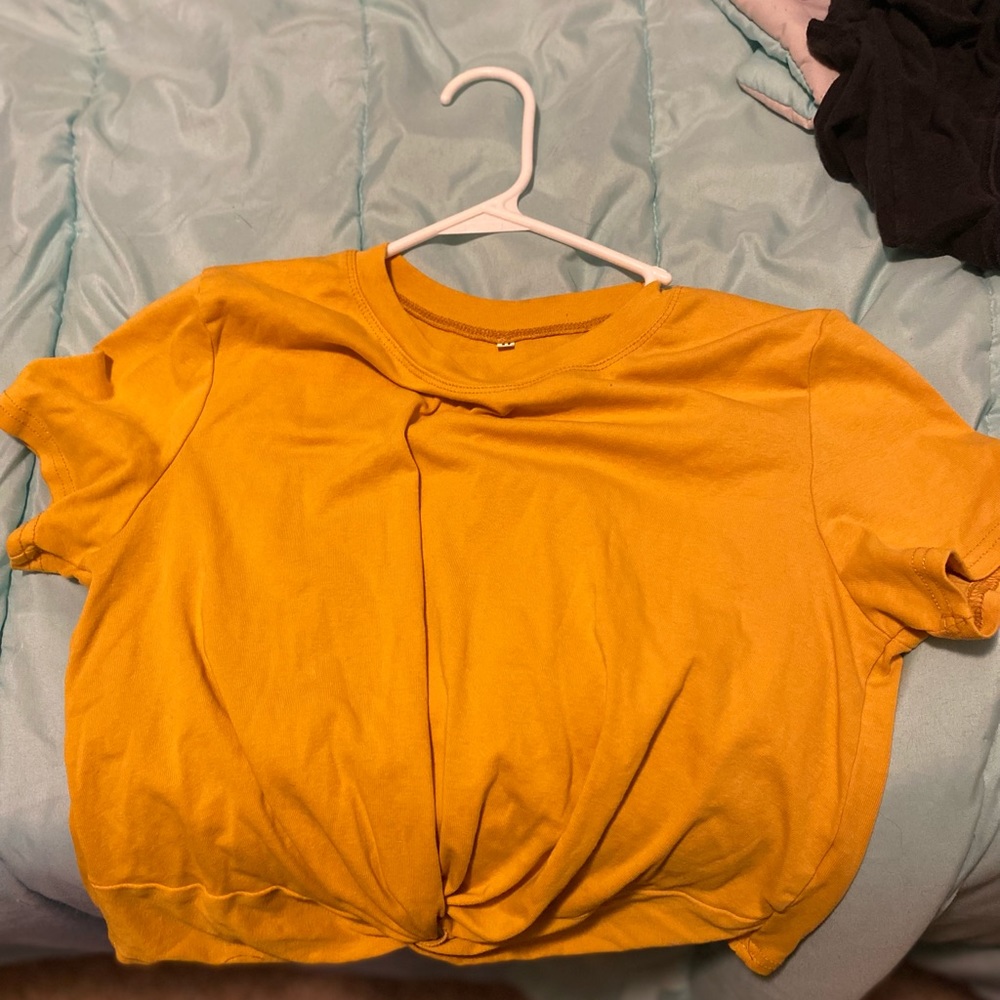 Crop top